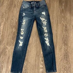 KanCan Ripped Skinny Jeans Size 27 waist